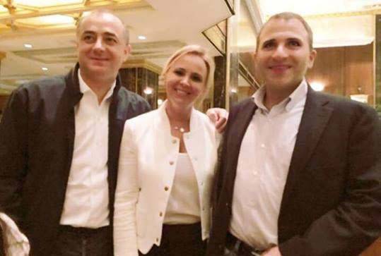 بالصور: شاهد جبران باسيل بالمكياج!