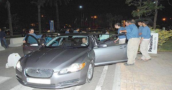"فاليه باركينغ" وسط بيروت... نصب واحتيال واحتكار ليلا
