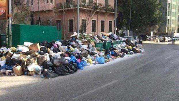 أهالي بلدة الكفور أعلنوا تصعيد تحركهم احتجاجا على معمل فرز النفايات