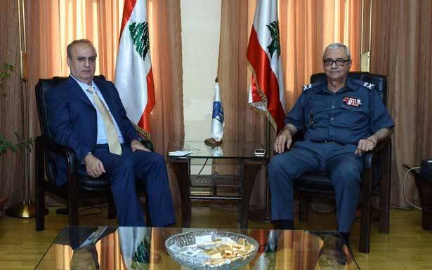 وهاب زار بصبوص وهنأه بجهود شعبة المعلومات