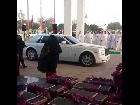 فيديو صادم- مهر ابنة ملك البحرين من الشيخ زايد بن سلطان.. ستذهل مما ستشاهد!