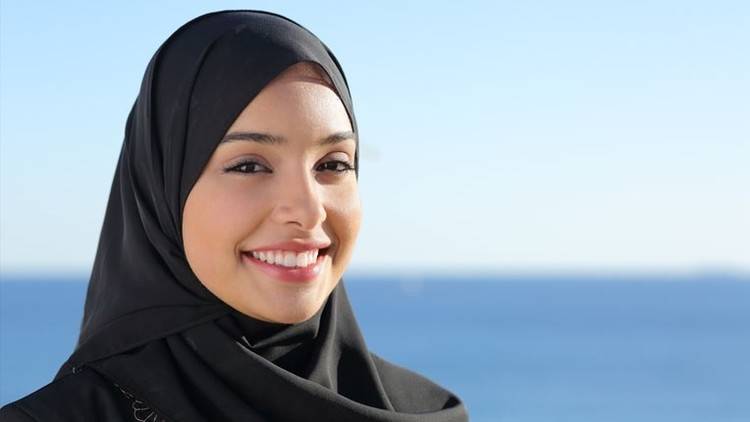 شركات ألمانية ترفض توظيف المحجبات