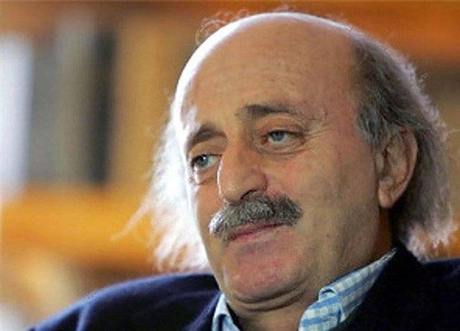 بالصورة - كيف علّق جنبلاط على توقيف "أمير داعش"؟