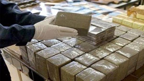 بعد مداهمة في محلّة برج حمود...توقيف شبكة ترويج مخدَّرات...