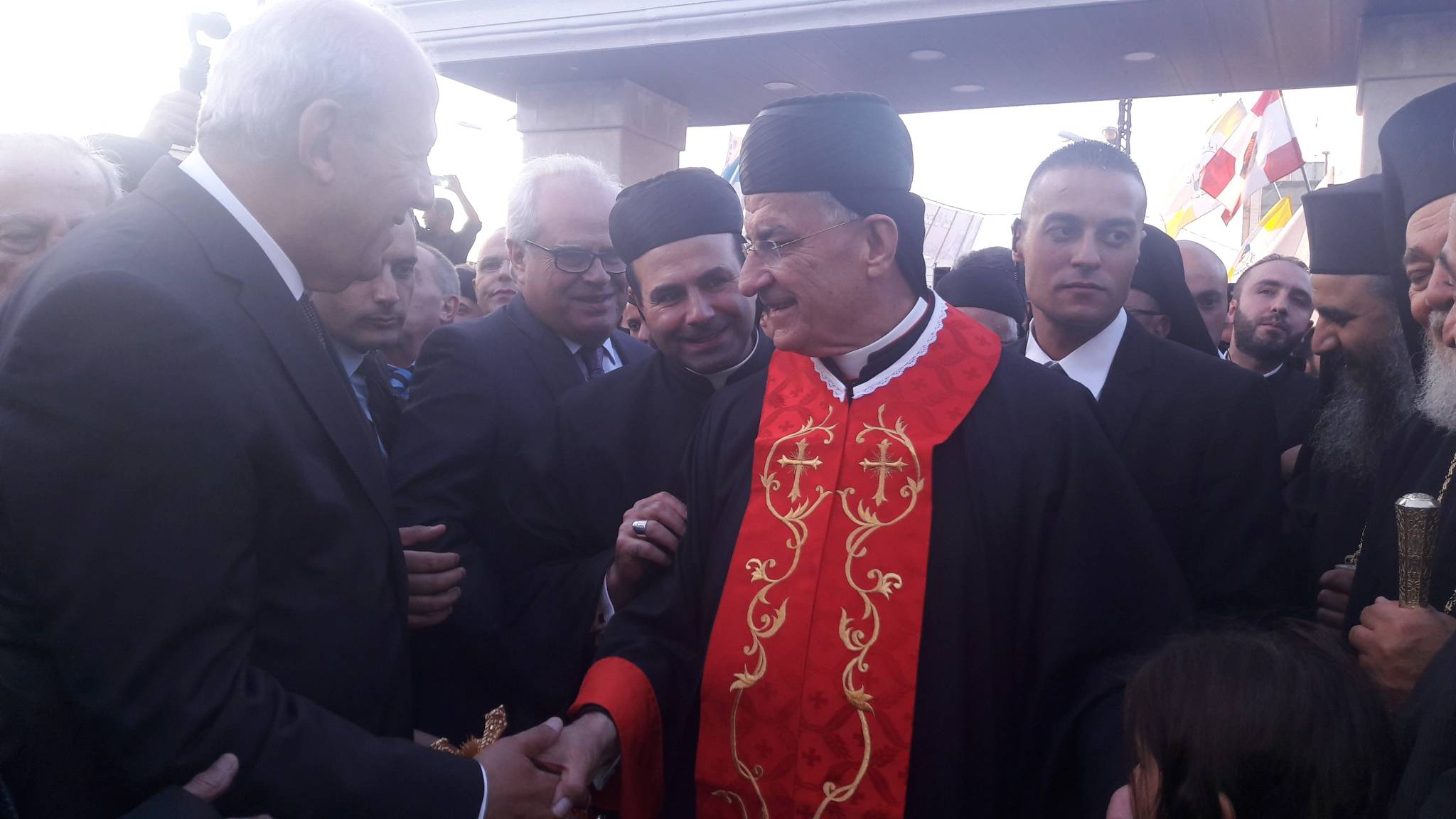 الراعي زار مطرانية زحلة للموارنة وكنيسة القديسة تقلا في تربل