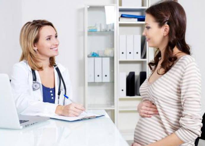 هل تستلزم الام الثدي استشارة الطبيب؟
