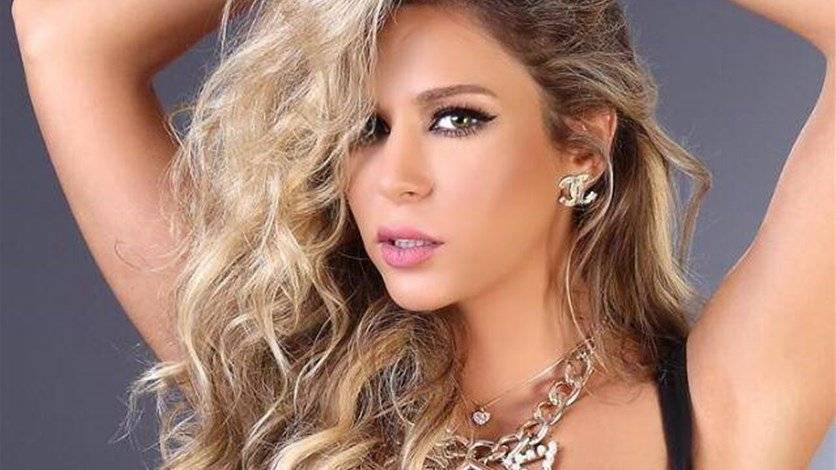 نانسي أفيوني رُزقت بمولودها الأول... وصورة حصريّة من رجا ناصر الدين