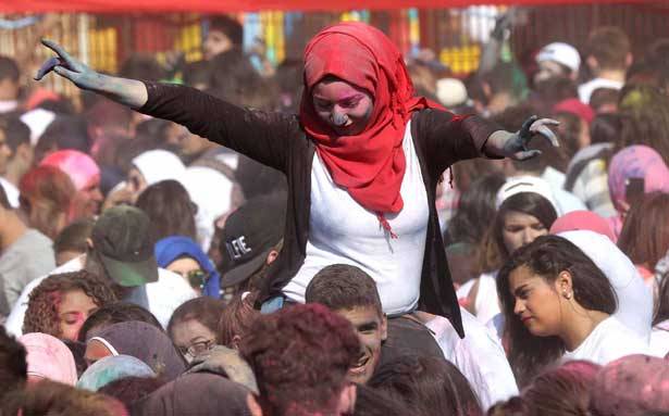 صيدا ... بالالوان