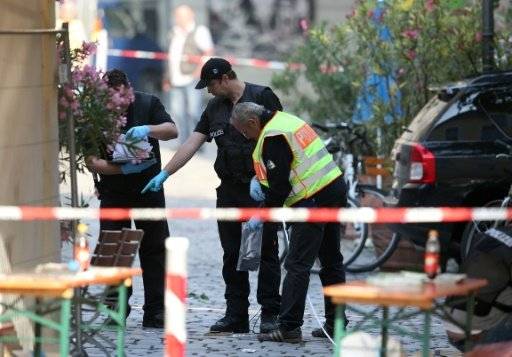 هجومان بالقنابل يستهدفان مسجدا ومركز مؤتمرات في المانيا ولا اصابات