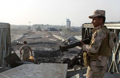 سبعة قتلى في هجوم انتحاري بحزام ناسف في بغداد