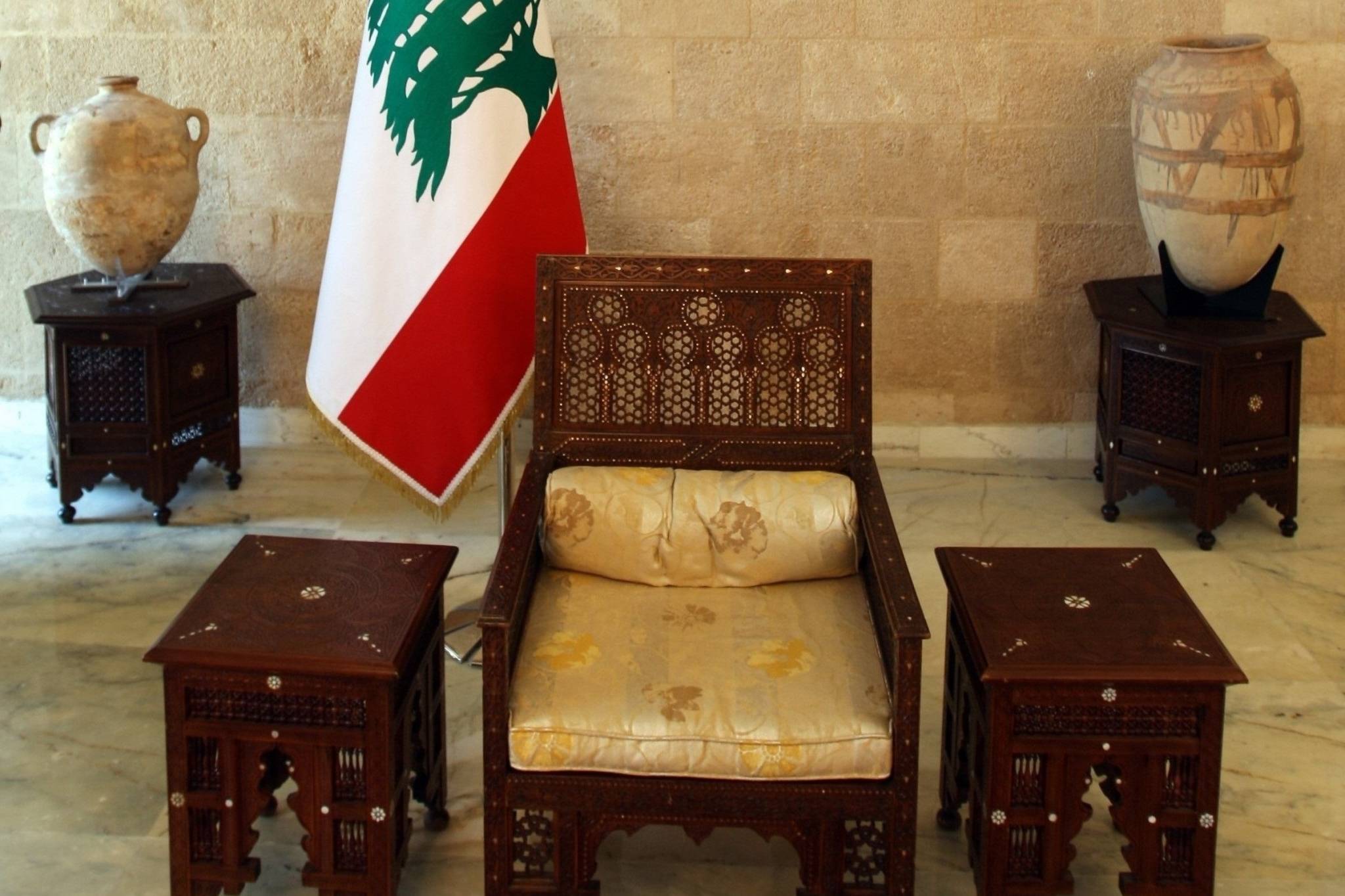 سيناريو التسوية المطروحة من الحريري لحل أزمة الرئاسة اللبنانية!