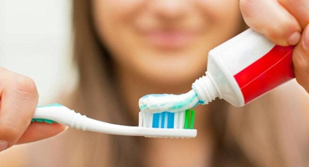 فوائد عجيبة لا تعرفهار لمعجون الأسنان