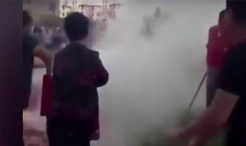 فيديو كارثي.. زفافٌ كاد يودي بحياة العريس!