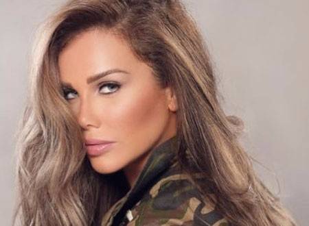 بالفيديو.. نيكول سابا تصدم جمهورها بإطلالة مرعبة