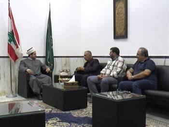 وفد من حزب الله زار مفتي صور: تأكيد التعاون بين مختلف ابناء المنطقة