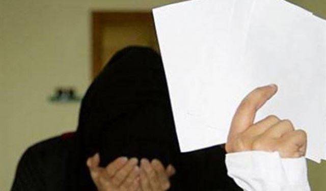 بالصورة: صبرت على وضعه 13 عامًا.. وعندما تزوج غيرها هكذا اخرجته من حياتها