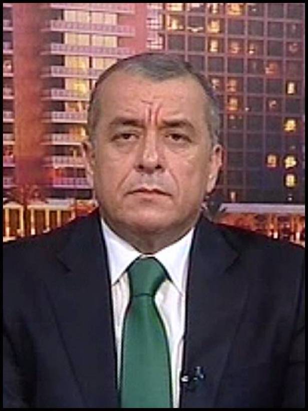 عبيد: الحريري يحاول بمشاوراته أن يثبت موقعه على الساحة بعد غياب طويل