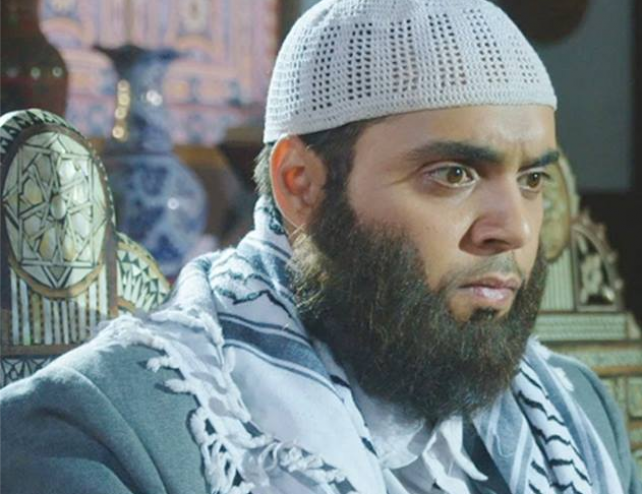 صورة:  زوجة نجم باب الحارة 'سمعو' تشعل مواقع التواصل بجمالها!