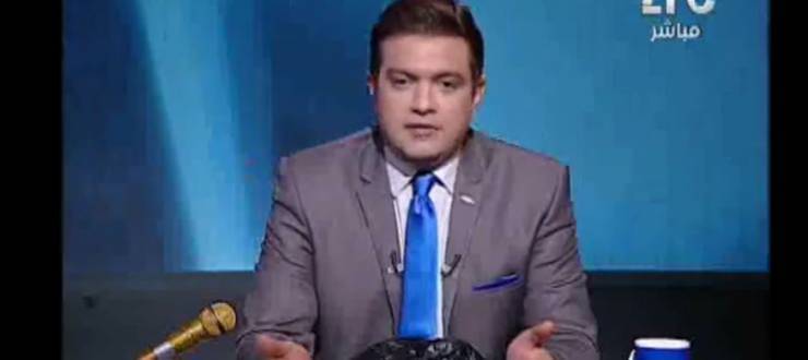 فيديو: مذيع يسخر من سقوط شعر ريهام سعيد المستعار على الهواء!!