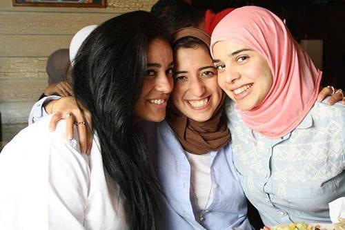 صورة ابنة السيسي تشعل مواقع التواصل الاجتماعي