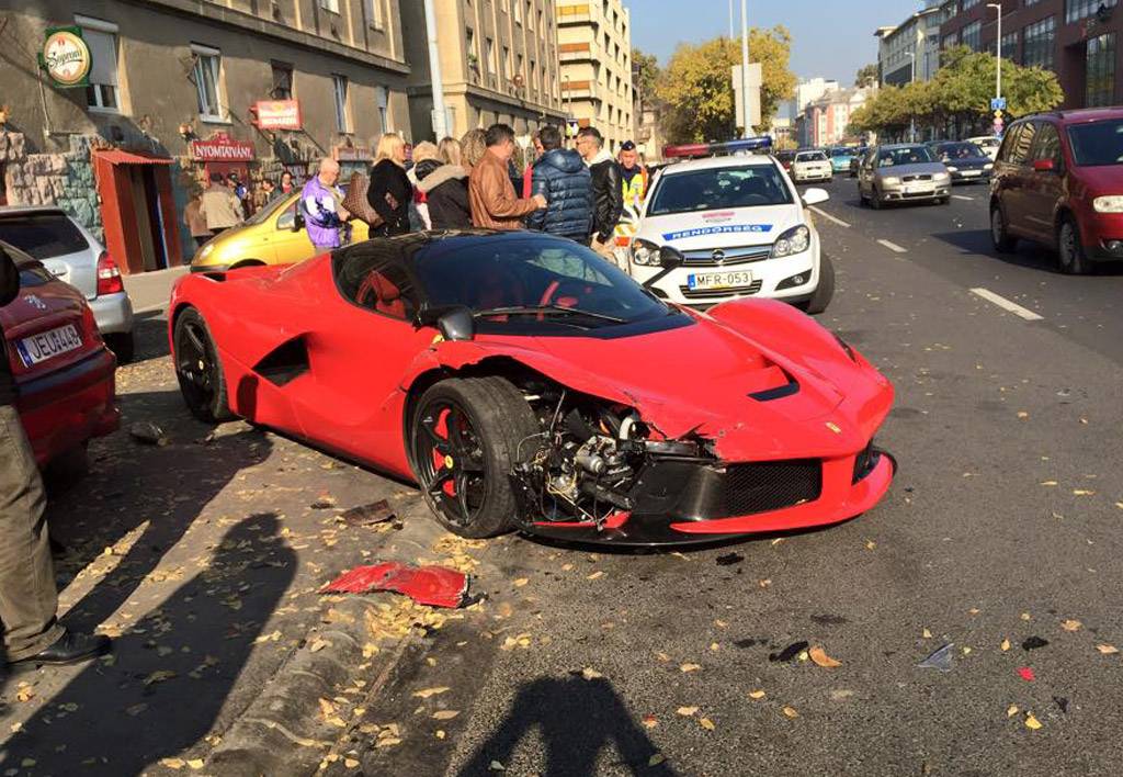 بالفيديو: أسطورة فيراري 'La ferrari