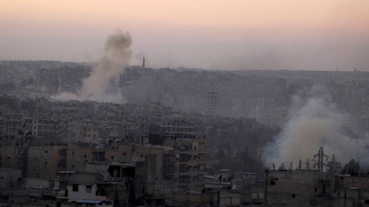 الجيش السوري يتقدم في حلب رغم تقليص القصف