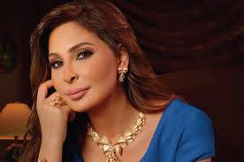 إليسا تُغضب الصحافيين.. فماذا فعلت؟