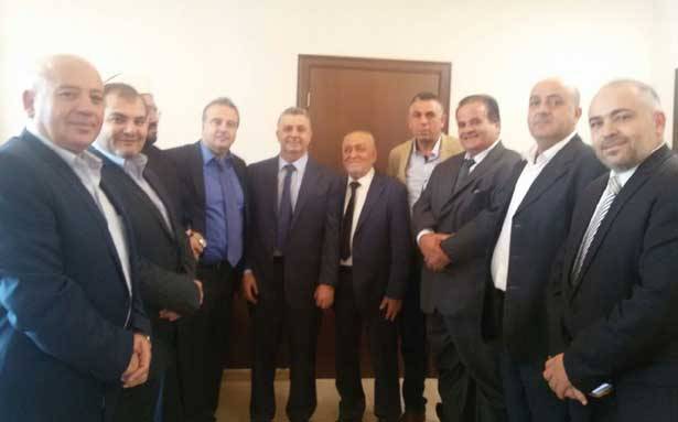 وفد من البيرة والدريب
زار مُدير المخابرات في اليرزة