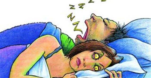 وسائل طريفة لايقاف الزوج عن الشخير…لن تصدّقوا ما تفعله هؤلاء النسوة!!