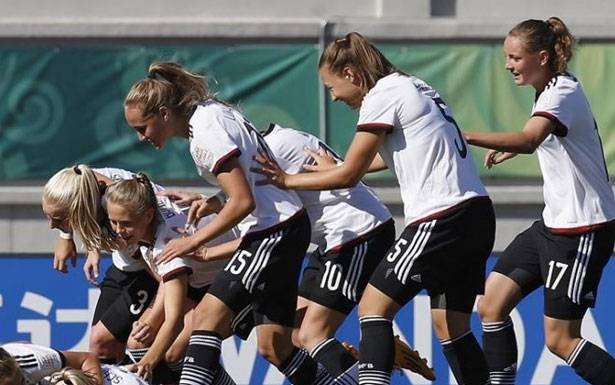 كأس العالم للشابات في كرة القدم :
خسارة الولايات المتحدة والبرازيل