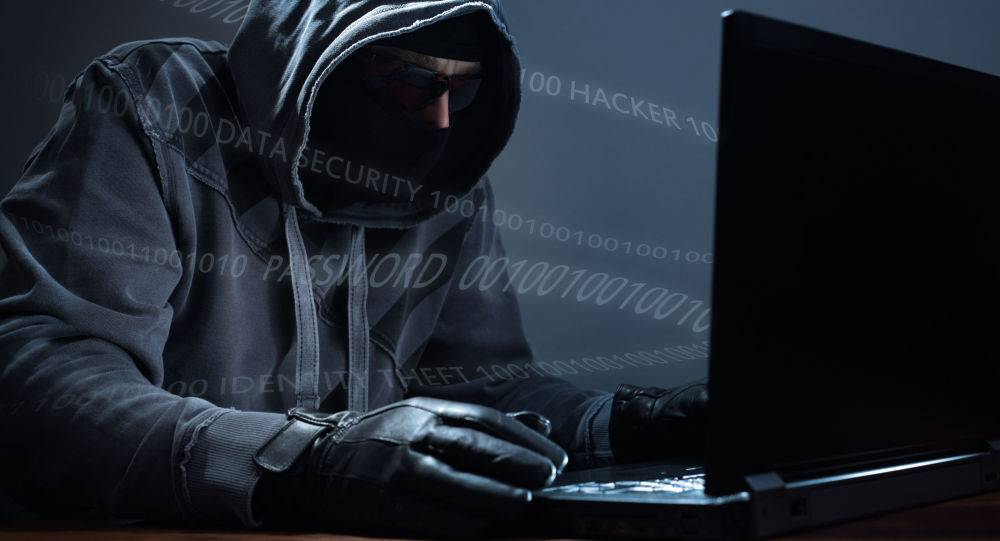 كلينتون تكشف للأمريكيين حقيقة "الهجوم الروسي"