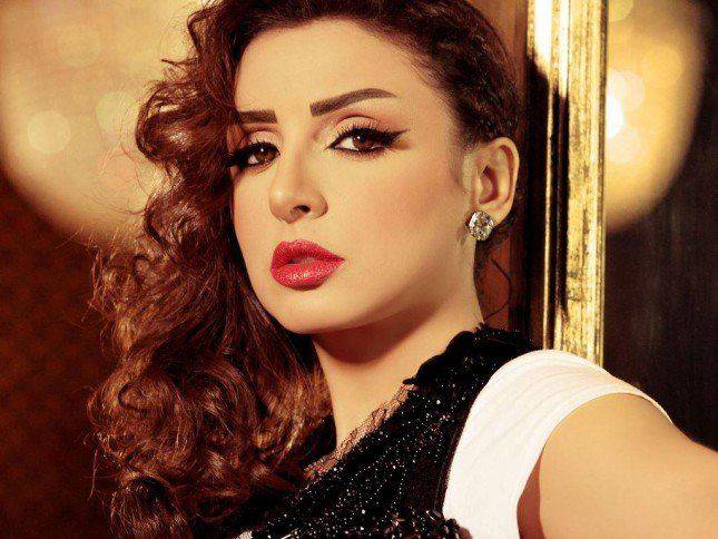 أنغام: "محدش بيطلب ايدي للزواج"