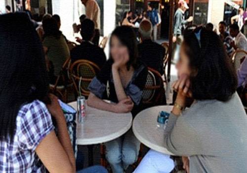 أكثر من ثلثي فتيات وشبان لبنان من دون زواج