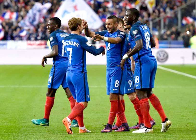 التصفيات الأوروبية لمونديال 2018 في كرة القدم :
فوز فرنسا (4-1) وهولندا (4-1) والبرتغال (6-0) وبلجيكا (4-0)