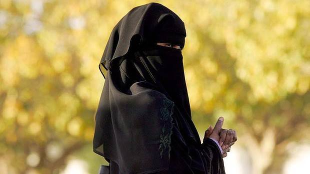 بالتفاصيل.. سعوديتان تهربان إلى كوريا الجنوبية بظروف غامضة!