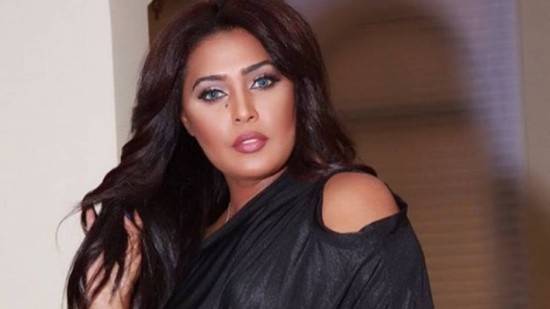 صور الفنانة السعودية وعد في أجرأ إطلالة لامرأة خليجية!