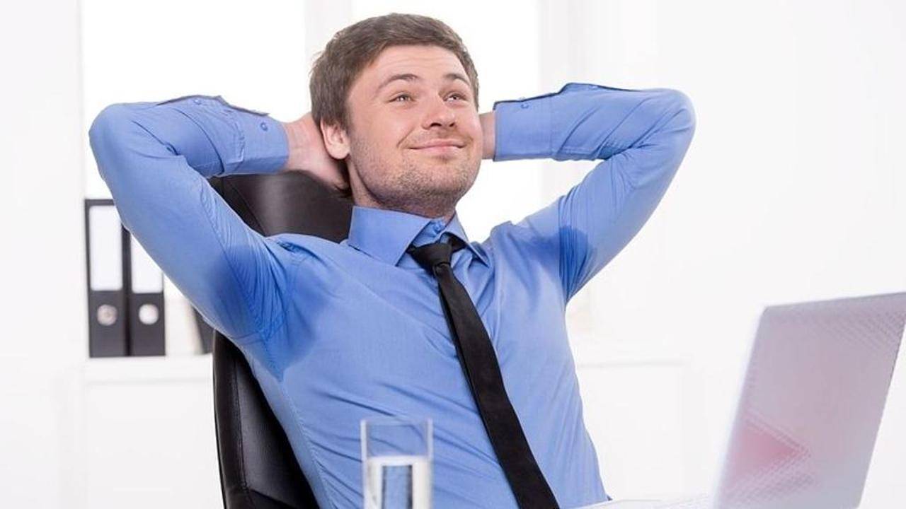 4 خطوات ذهبية لمحاربة رائحة الإبطين من دون مضادات التعرق!