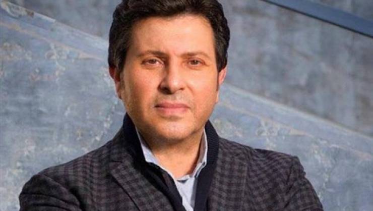 شاهدوا كيف أصبح شكل هاني شاكر بعد أن اكتسب وزناً كبيراً!
