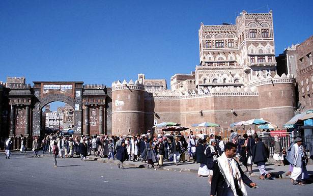صنعاء ترحب بالدعوة الاممية لتحقيق دولي بمجزرة مجلس العزاء