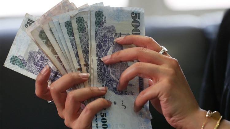 لأول مرة في تاريخها..السعودية تقترض