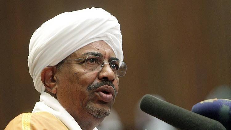 عمر البشير يعد أنصاره بـ"سودان جديد بلا قبلية"