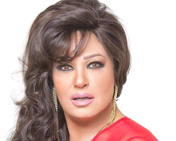 فيديو- فيفي عبده تغزو المواقع بلقطات مضحكة.. ماذا فعلت؟