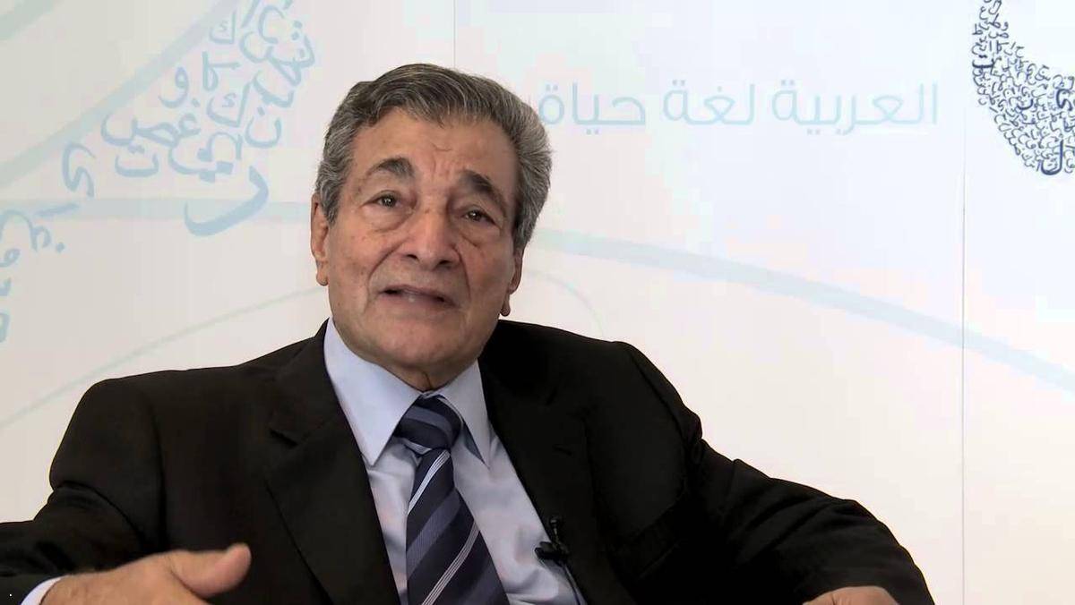 الموت يغيب الشاعر المصري فاروق شوشة