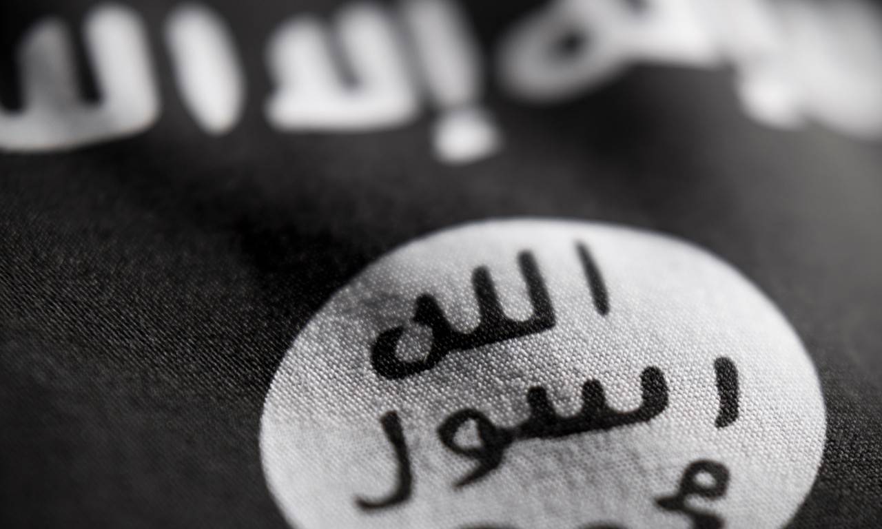 داعش خسر مورد "النفط"..فمن أين يأتي بملايين الدولارات؟
