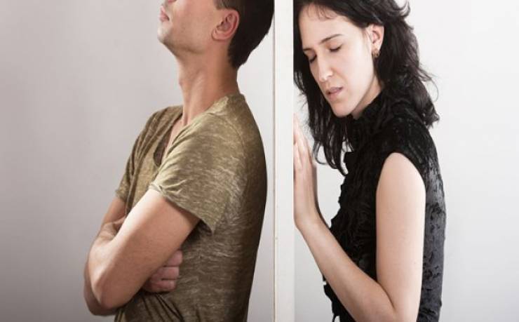 كيف تعرفين ان زوجك يفكر بالطلاق؟