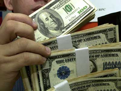أعنى 1% من سكان العالم يملكون 46% من مجموع الثروة