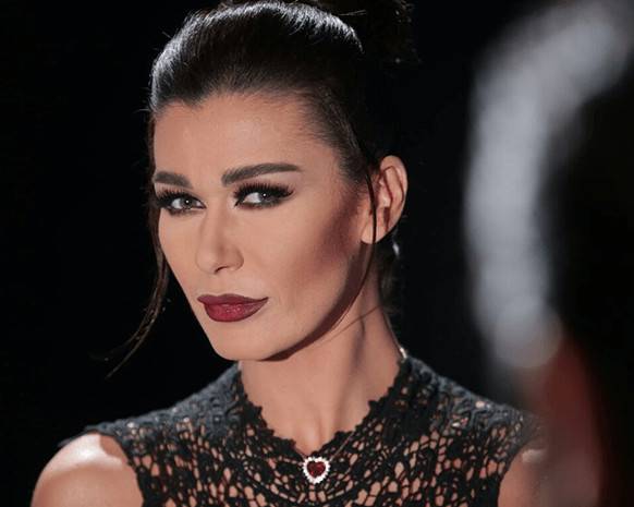 بعد الفيديو بدون مكياج.. نادين الراسي ترقص وتلهو!