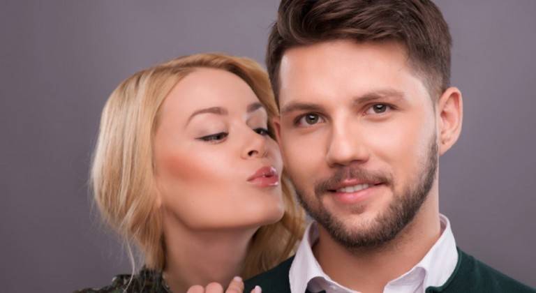إثارة النساء بـ