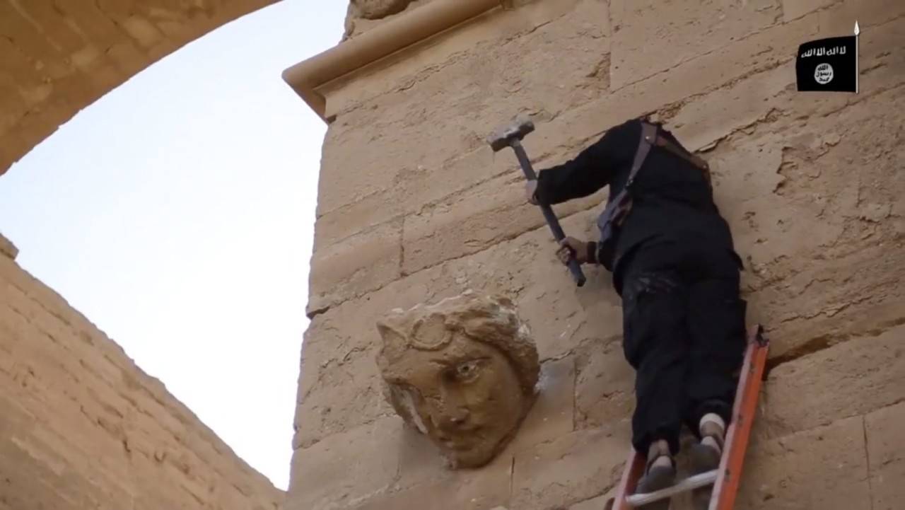 ما علاقة المافيا الإيطالية بدعم داعش؟