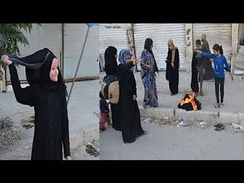 بالفيديو: فتاة جميلة جدا تخلع كل ملابسها في الشارع... لن تصدق ماذا حصل من بعدها!